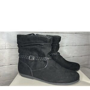 NEW Kids Black Suede‎ Ruched Boots Memory Foam Size 5 M Evelyn